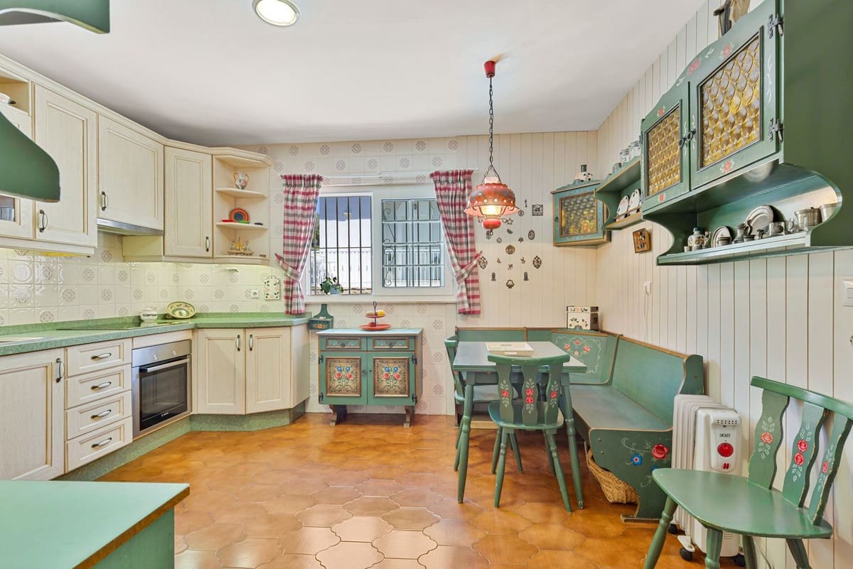 4 Zimmer Villa zu verkaufen in Mijas mit Garage - 850.000 € (Ref: 10121056)