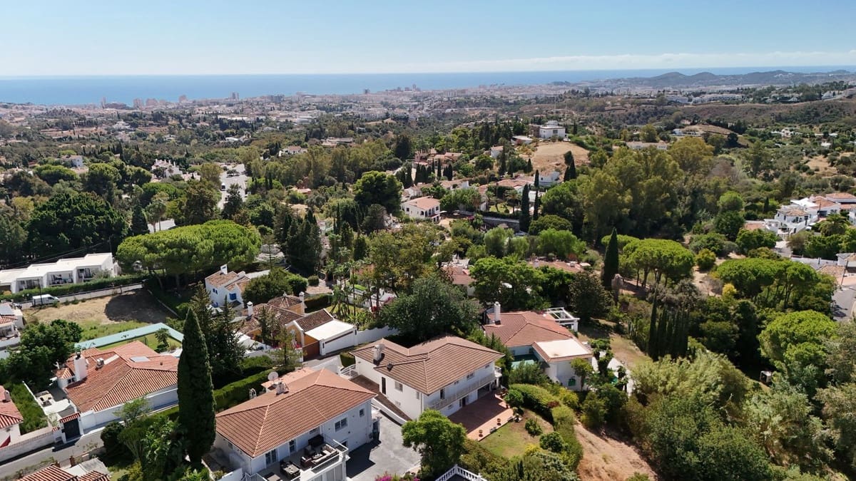 4 Zimmer Villa zu verkaufen in Mijas mit Garage - 850.000 € (Ref: 10121056)