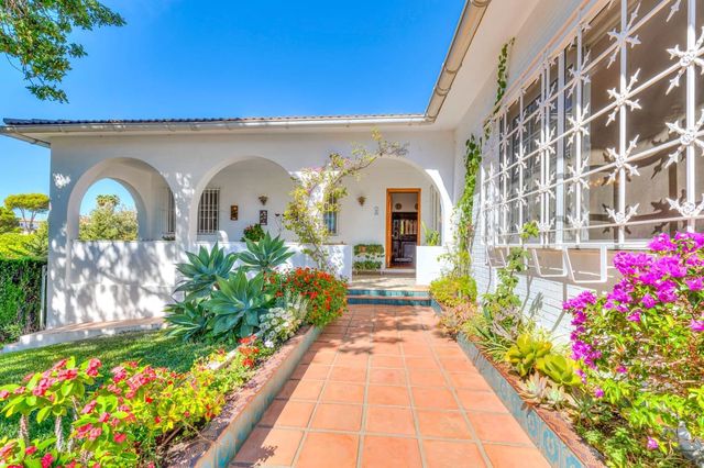 4 Zimmer Villa zu verkaufen in Mijas mit Garage - 850.000 € (Ref: 10121056)