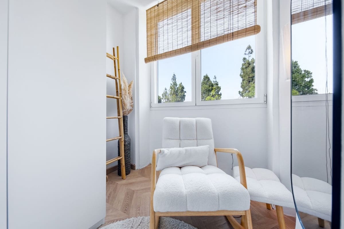 2 soveværelse Byhus til salg i El Chaparral med swimmingpool garage - € 367.000 (Ref: 10153154)