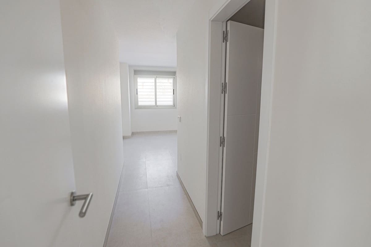 4 soveværelse Villa til salg i La Cala de Mijas med swimmingpool garage - € 2.500.000 (Ref: 10179495)