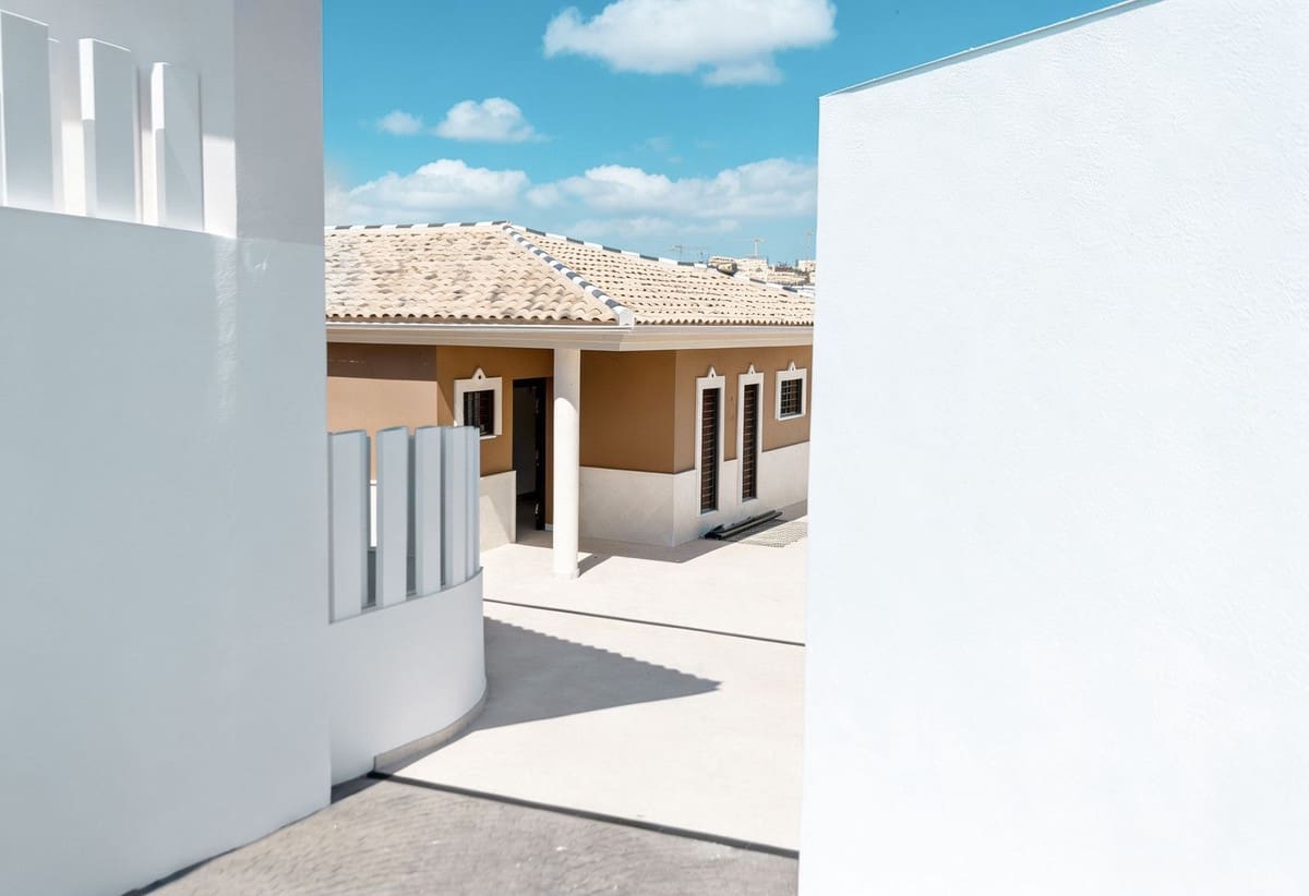 4 soveværelse Villa til salg i La Cala de Mijas med swimmingpool garage - € 2.500.000 (Ref: 10179495)
