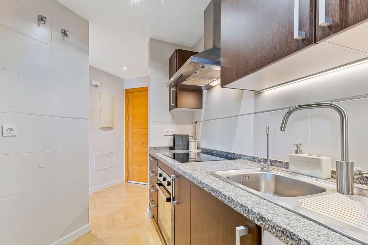1 Zimmer Apartment zu verkaufen in Fuengirola mit Pool - 295.000 € (Ref: 10181648)