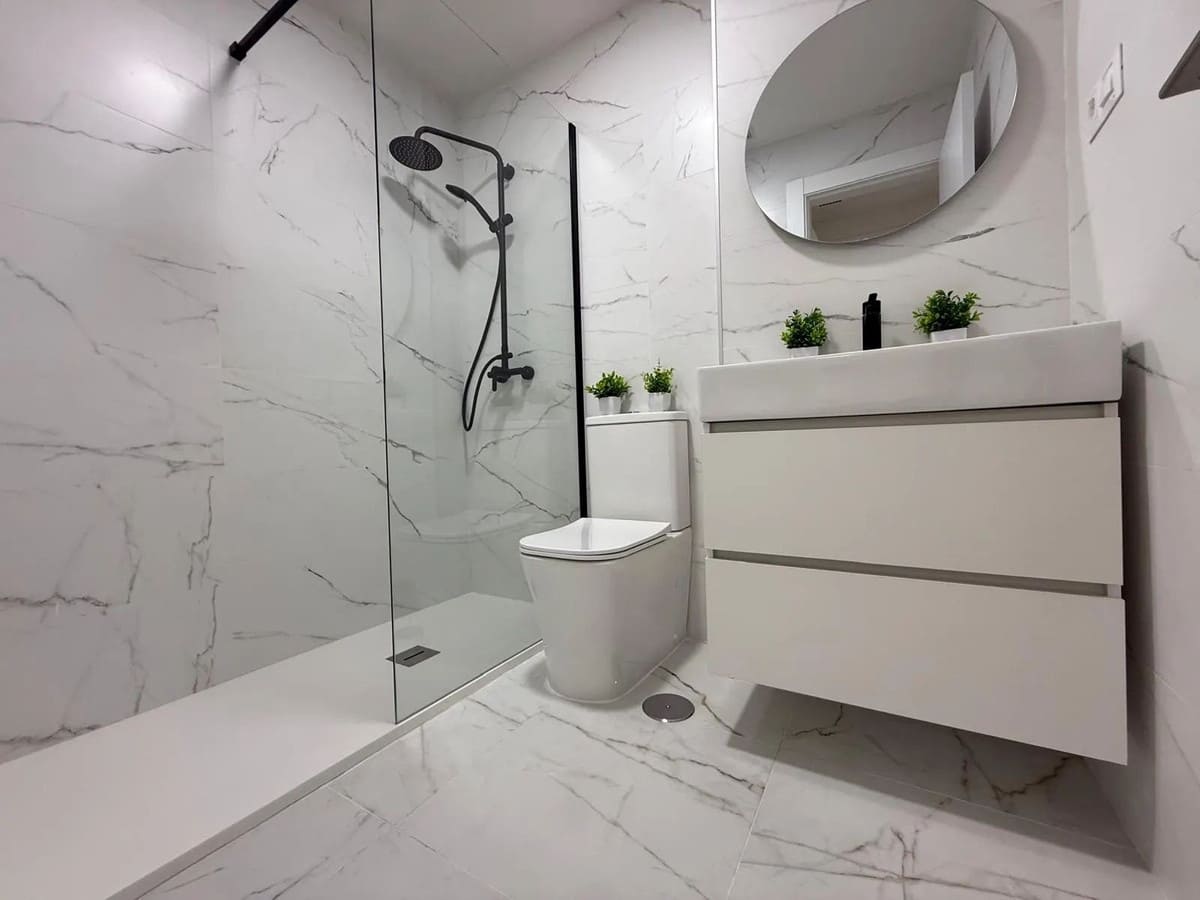 Apartamento de 2 habitaciones en Riviera del Sol en venta con garaje - 265.000 € (Ref: 9096645)