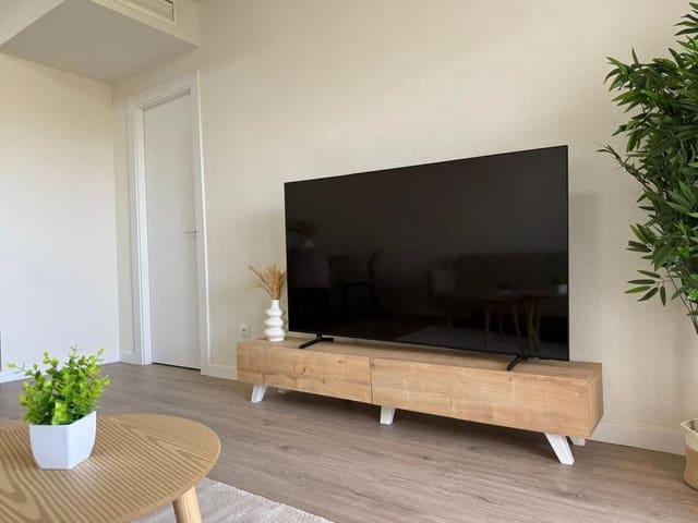 Apartamento de 2 habitaciones en Riviera del Sol, Mijas en venta con garaje - 265.000 € (Ref: 9096645)