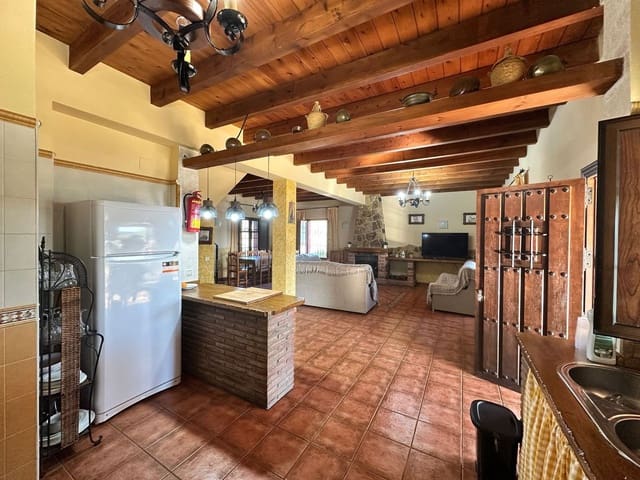 5 chambre Finca/Maison de Campagne à vendre à Almogía avec piscine garage - 550 000 € (Ref: 9096660)