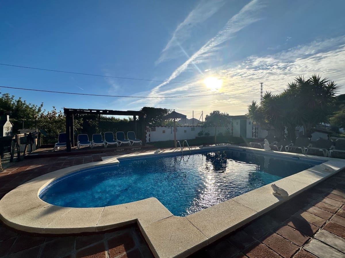 5 soverom Finca/Herregård til salgs i Almogia med svømmebasseng garasje - € 550 000 (Ref: 9096660)