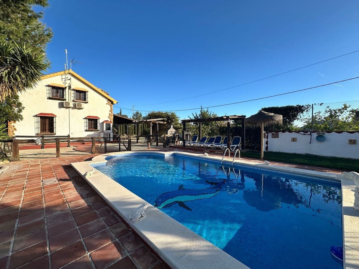 5 soverom Finca/Herregård til salgs i Almogia med svømmebasseng garasje - € 550 000 (Ref: 9096660)