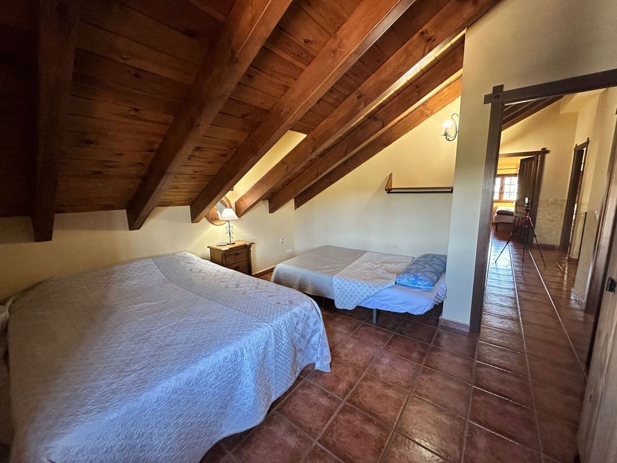 5 soverom Finca/Herregård til salgs i Almogia med svømmebasseng garasje - € 550 000 (Ref: 9096660)