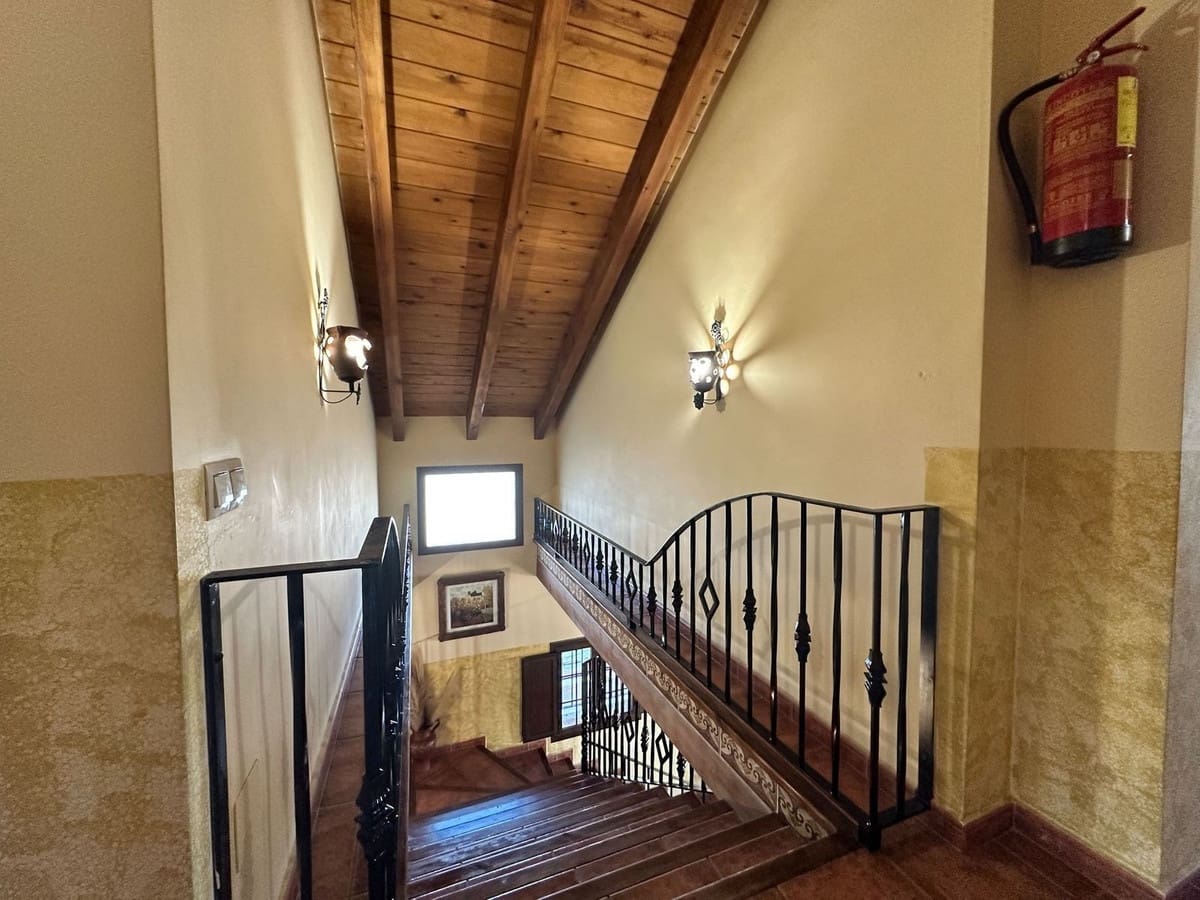 5 soverom Finca/Herregård til salgs i Almogia med svømmebasseng garasje - € 550 000 (Ref: 9096660)