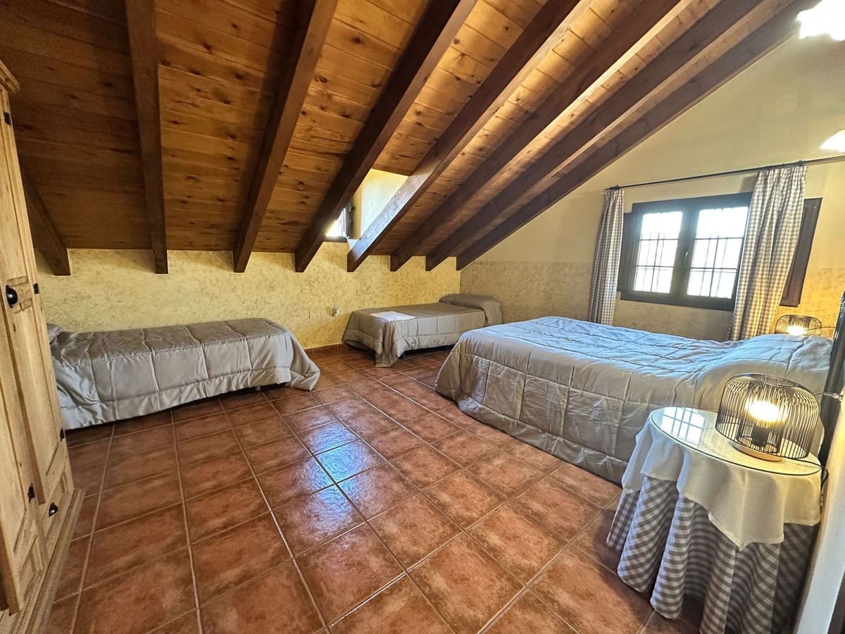 5 soverom Finca/Herregård til salgs i Almogia med svømmebasseng garasje - € 550 000 (Ref: 9096660)