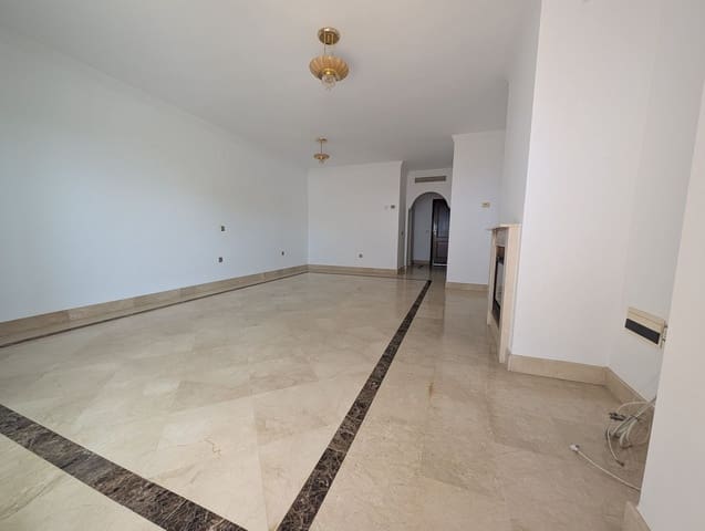 Ático de 3 habitaciones en Mijas en venta con piscina garaje - 430.000 € (Ref: 9096661)