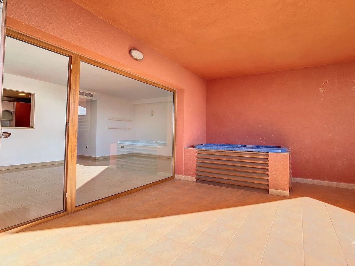 3 soveværelse Penthouse til salg i Benalmadena med swimmingpool garage - € 645.000 (Ref: 9096663)