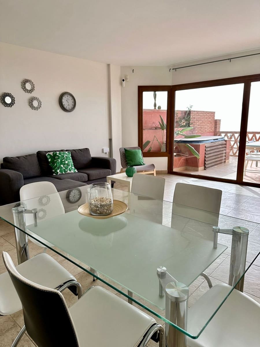 3 soveværelse Lejlighed til salg i Benalmadena med swimmingpool garage - € 600.000 (Ref: 9096664)