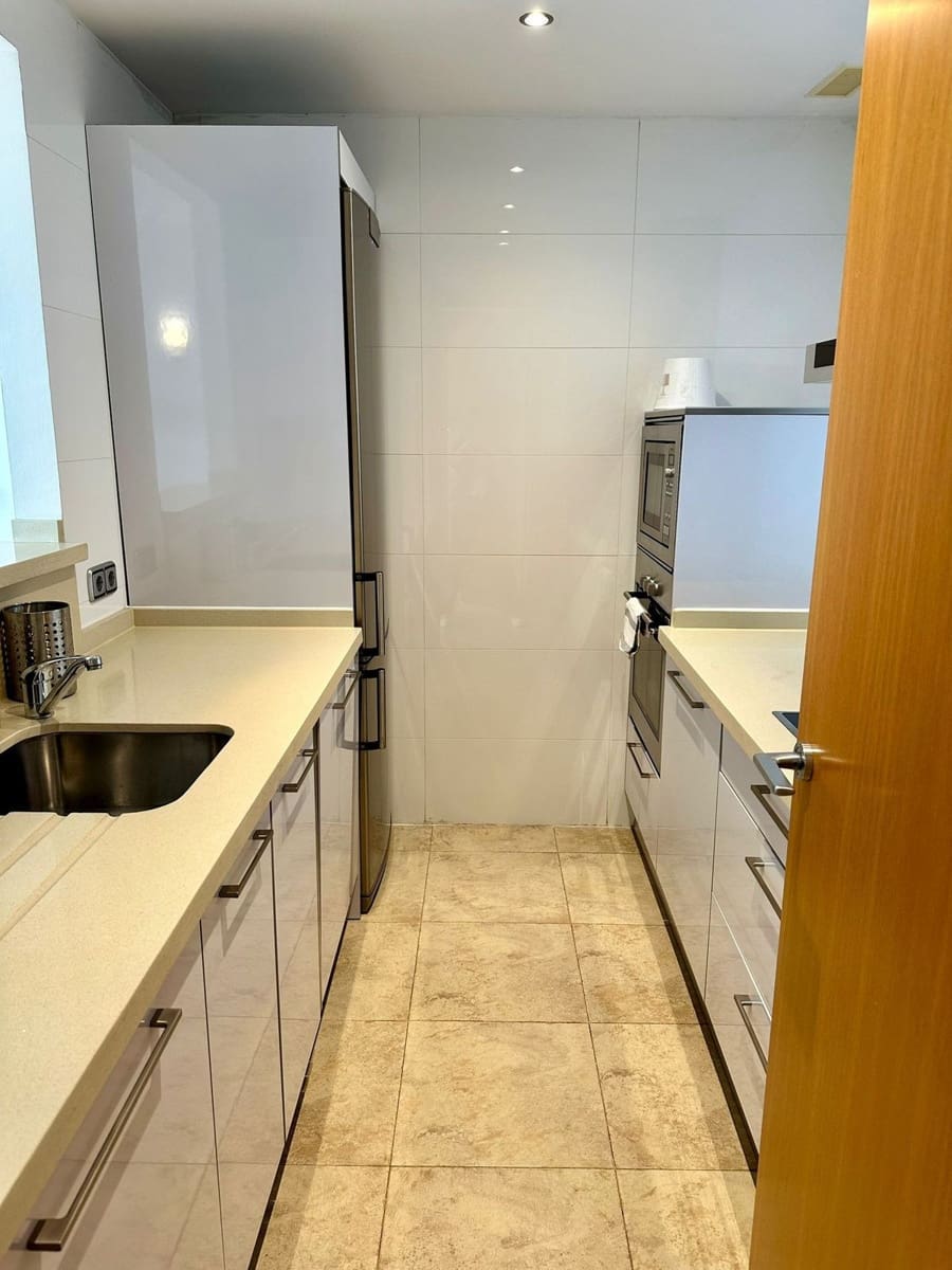 3 soveværelse Lejlighed til salg i Benalmadena med swimmingpool garage - € 600.000 (Ref: 9096664)