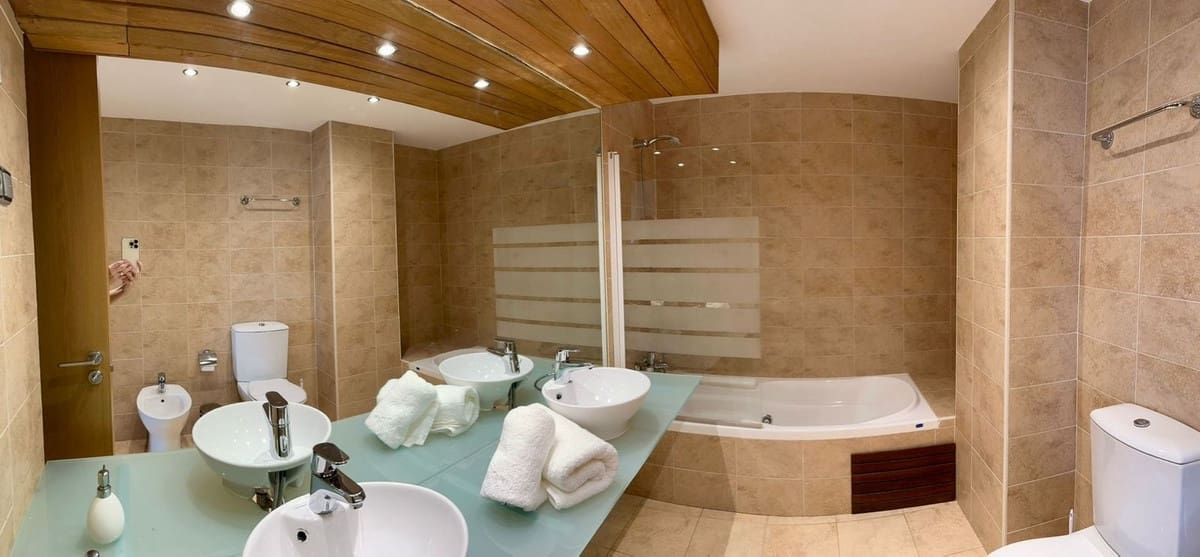 3 soveværelse Lejlighed til salg i Benalmadena med swimmingpool garage - € 600.000 (Ref: 9096664)
