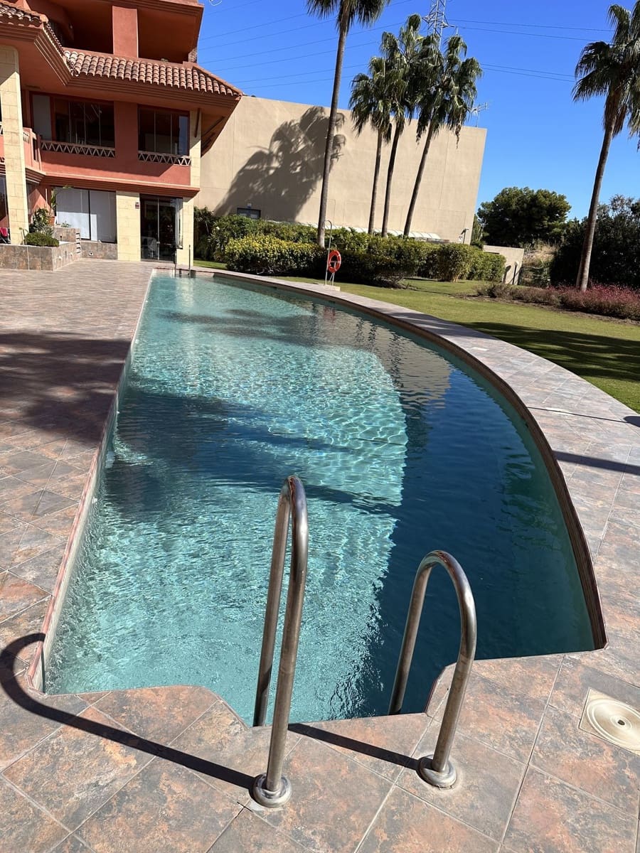 3 soveværelse Lejlighed til salg i Benalmadena med swimmingpool garage - € 600.000 (Ref: 9096664)