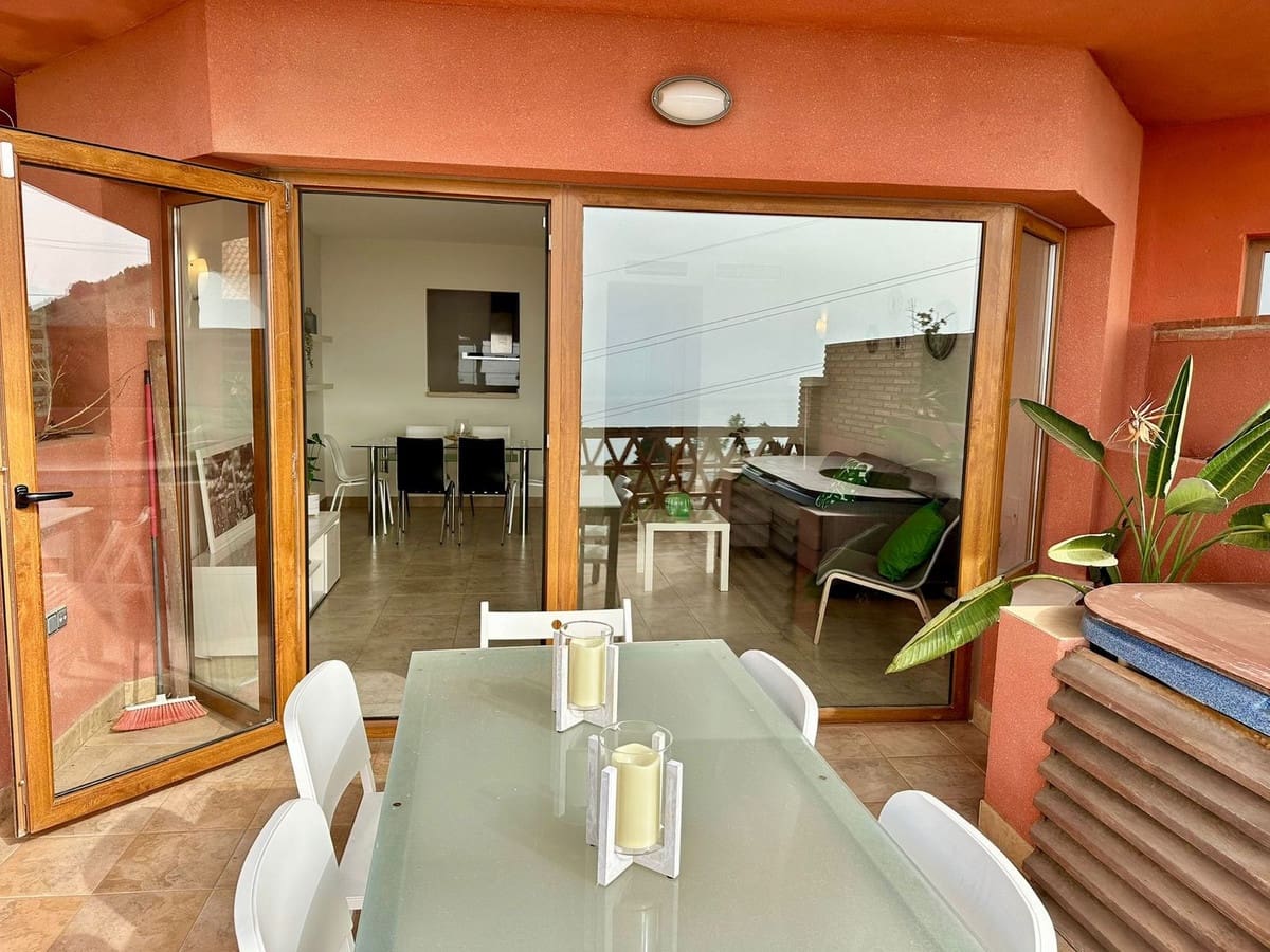 3 soveværelse Lejlighed til salg i Benalmadena med swimmingpool garage - € 600.000 (Ref: 9096664)