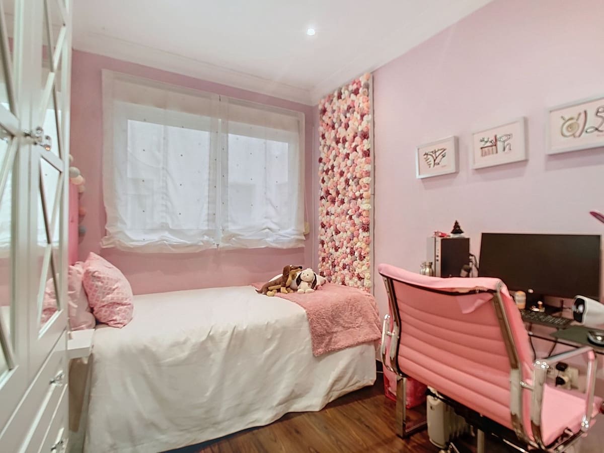 3 soveværelse Lejlighed til salg i Malaga by - € 645.000 (Ref: 9096668)