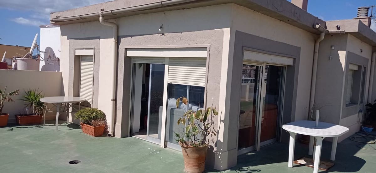 Ático de 3 habitaciones en Fuengirola en venta - 998.000 € (Ref: 9096669)