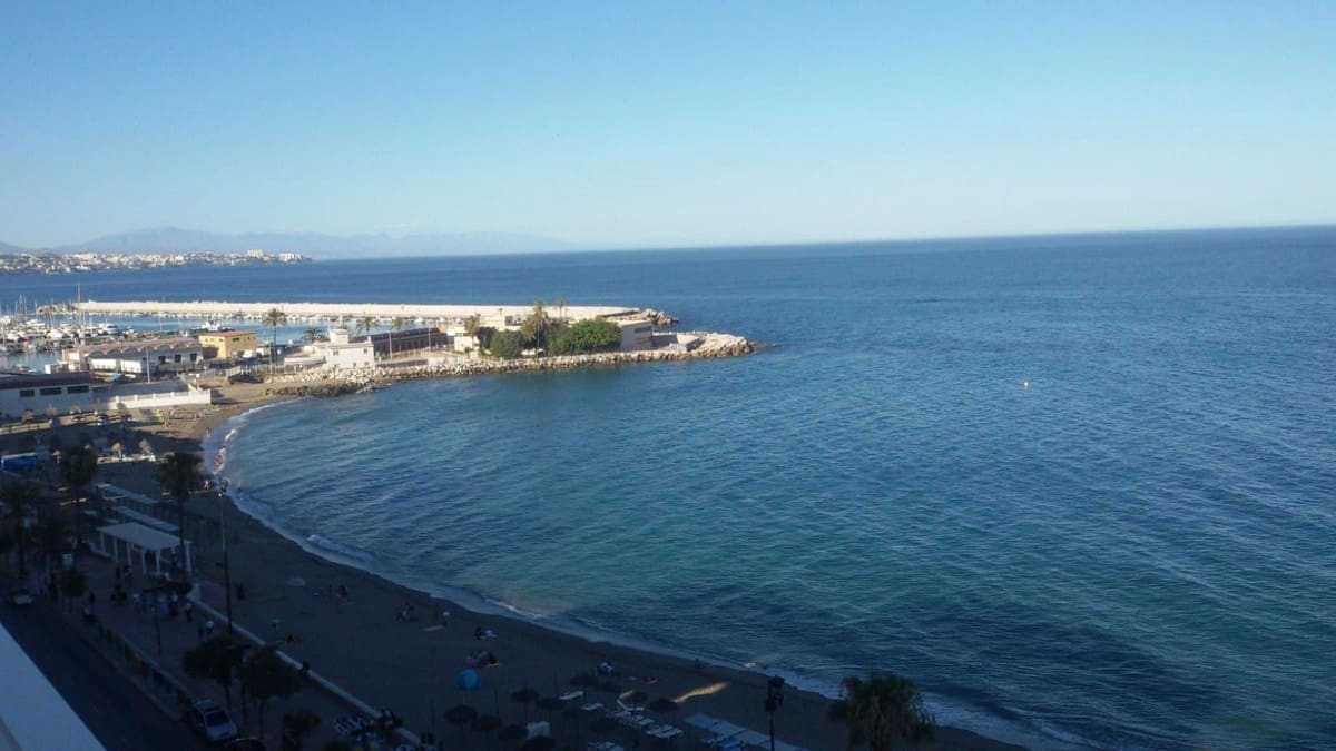 Ático de 3 habitaciones en Fuengirola en venta - 998.000 € (Ref: 9096669)