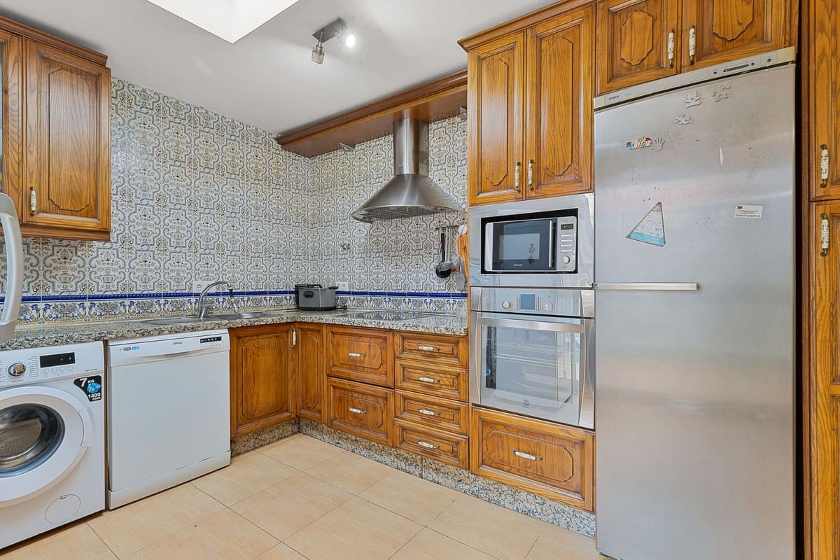 Chalet de 5 habitaciones en Mijas en venta - 637.000 € (Ref: 9096679)