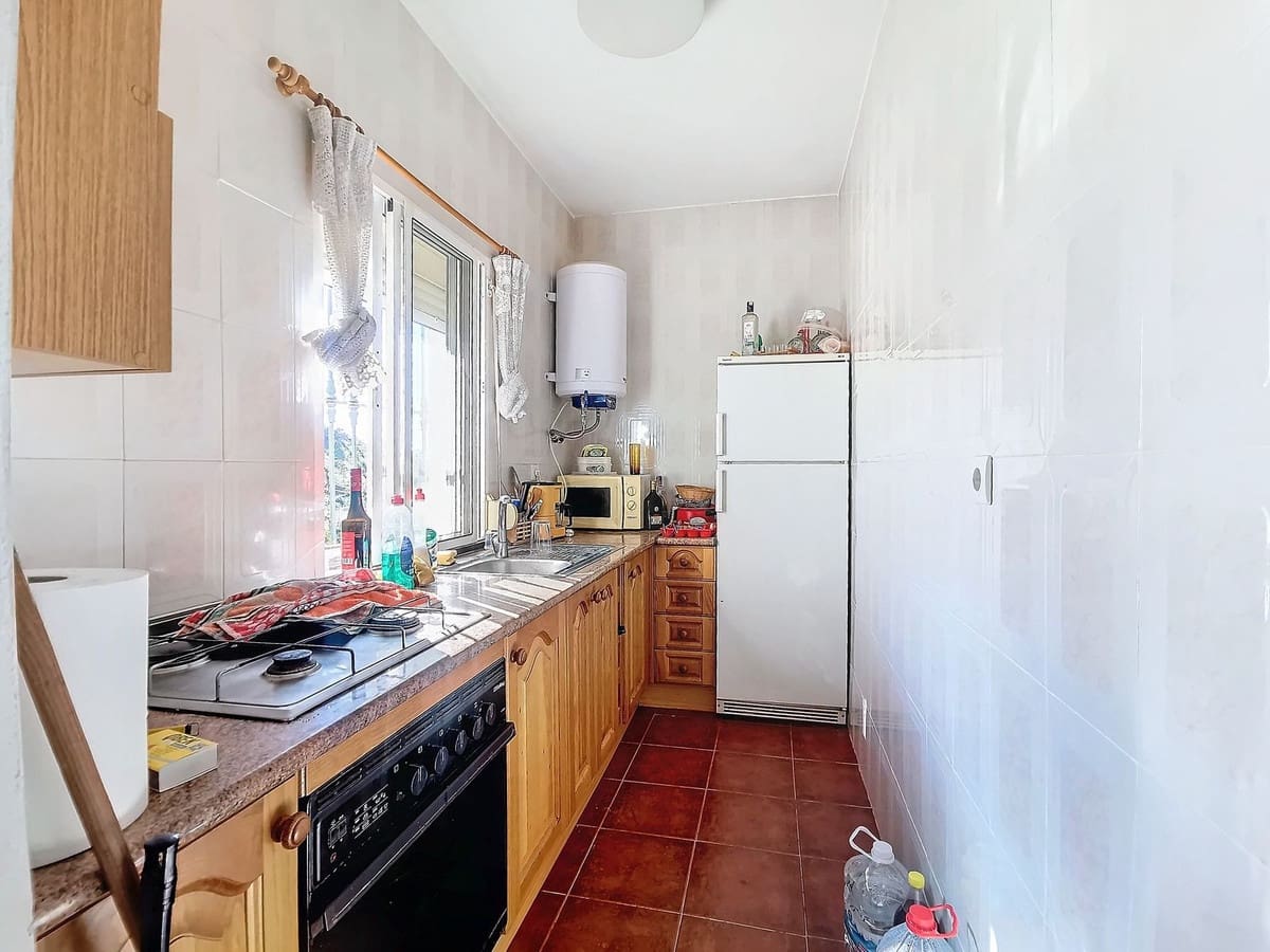 4 soveværelse Finca/Landehus til salg i Cartama - € 190.000 (Ref: 9096680)