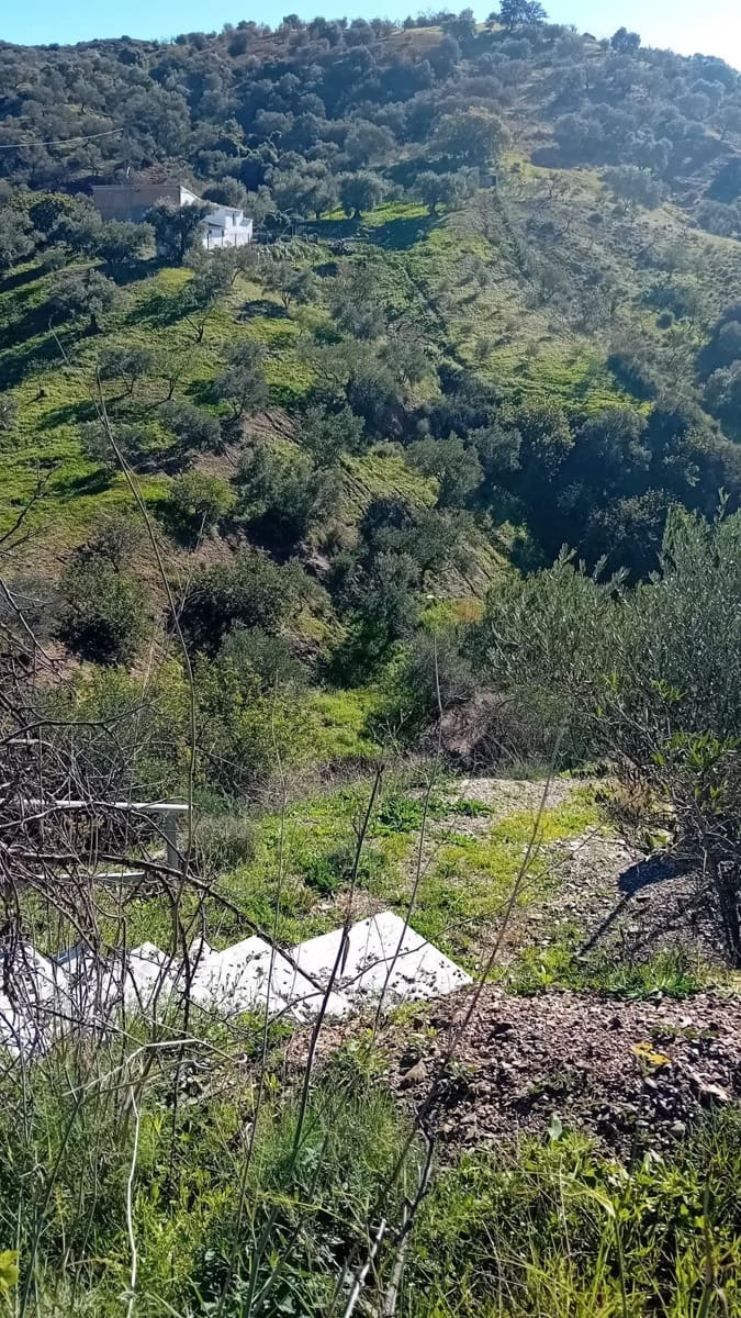 4 soveværelse Finca/Landehus til salg i Cartama - € 190.000 (Ref: 9096680)