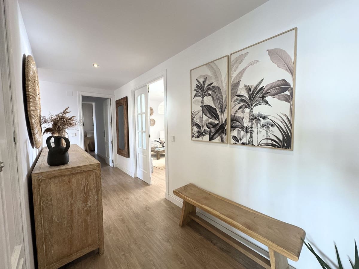 3 soveværelse Penthouse til salg i Malaga by med garage - € 713.000 (Ref: 9096682)