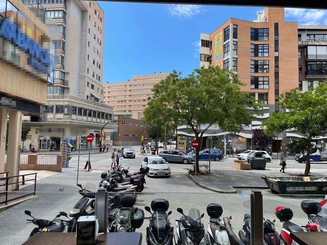 Erhverv til salg i Málaga by - € 1.150.000 (Ref: 9096687)