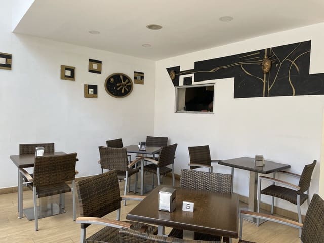 Erhverv til salg i Málaga by - € 1.150.000 (Ref: 9096687)