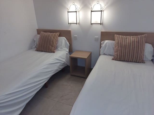 2 sypialnia Apartament na sprzedaż w Manilva z basenem garażem - 205 000 € (Ref: 9099701)