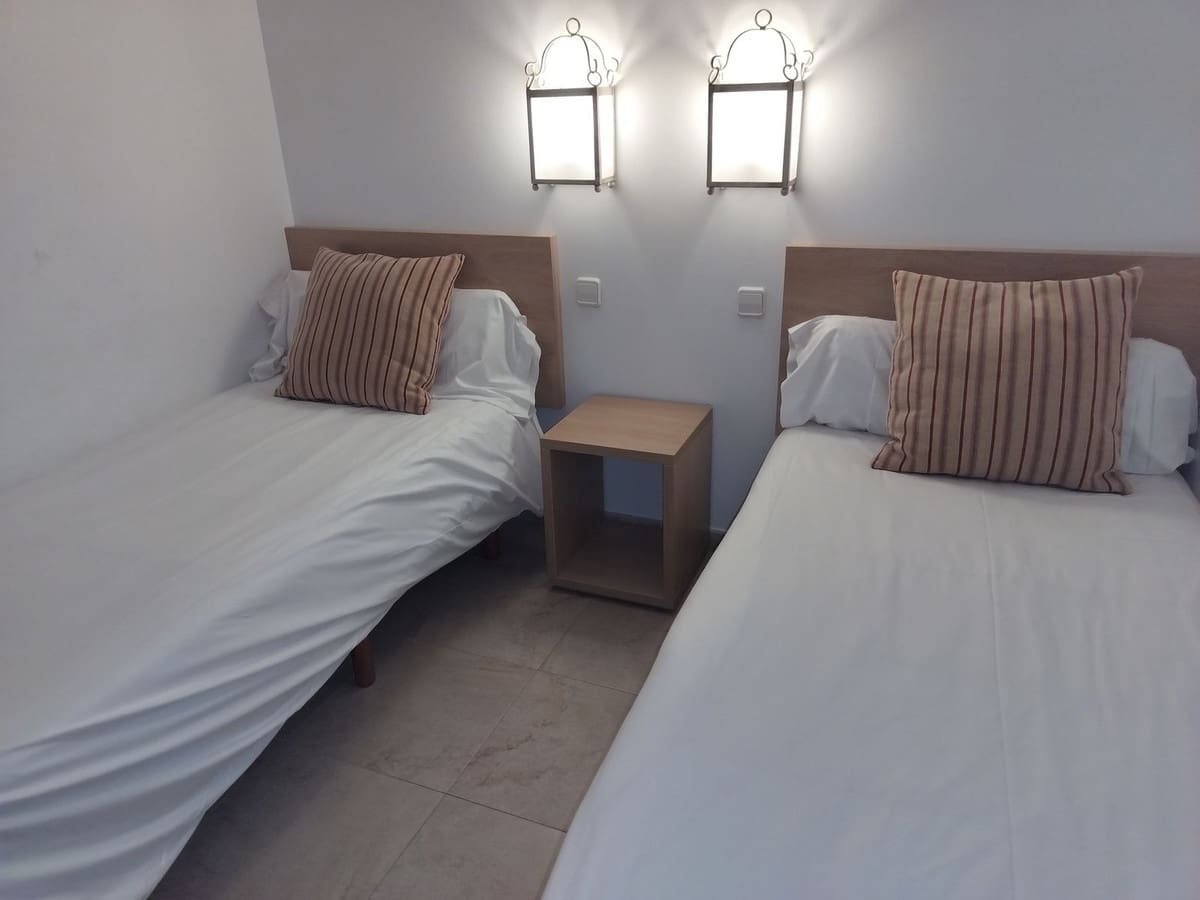 Apartamento de 2 habitaciones en Manilva en venta con piscina garaje - 205.000 € (Ref: 9099701)