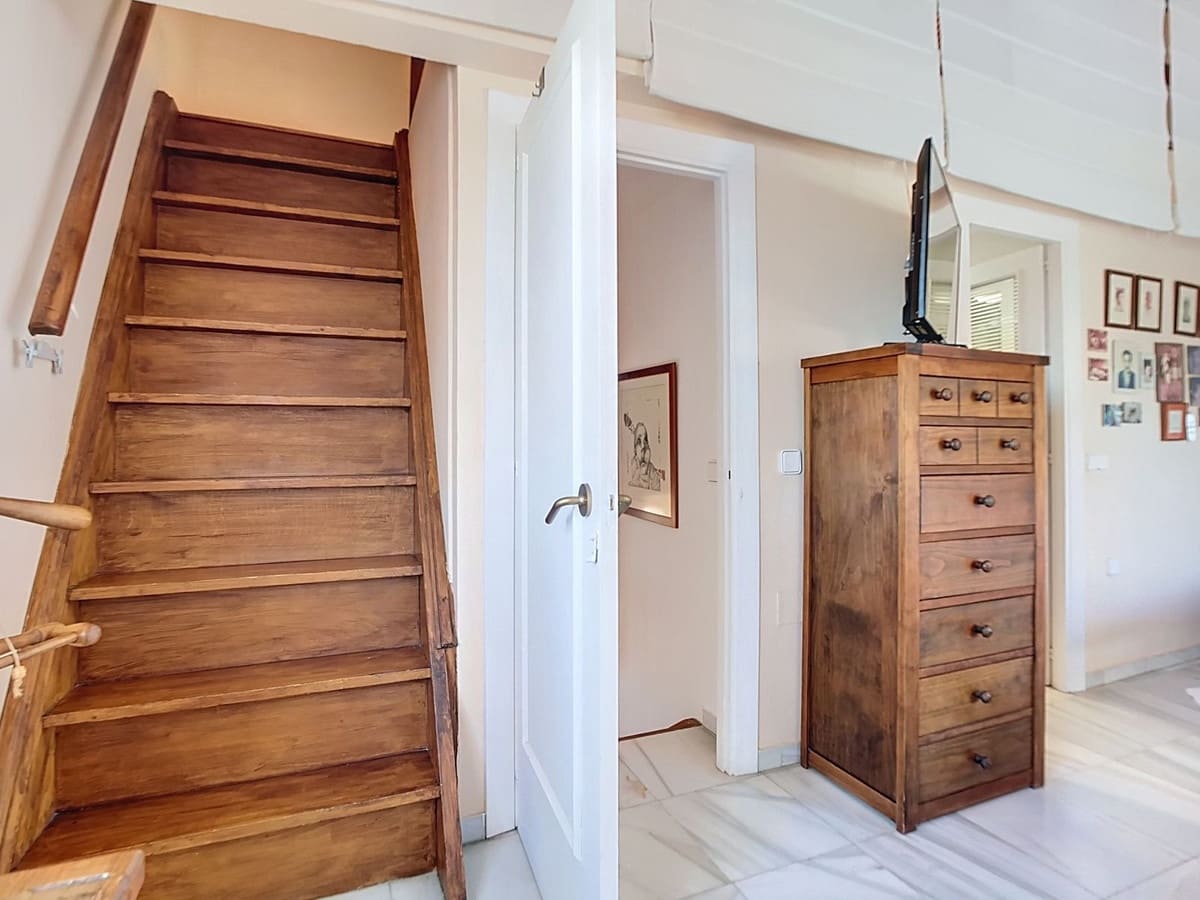 4 soveværelse Semi-Rækkehus til salg i Arroyo de la Miel med swimmingpool - € 510.000 (Ref: 9103574)