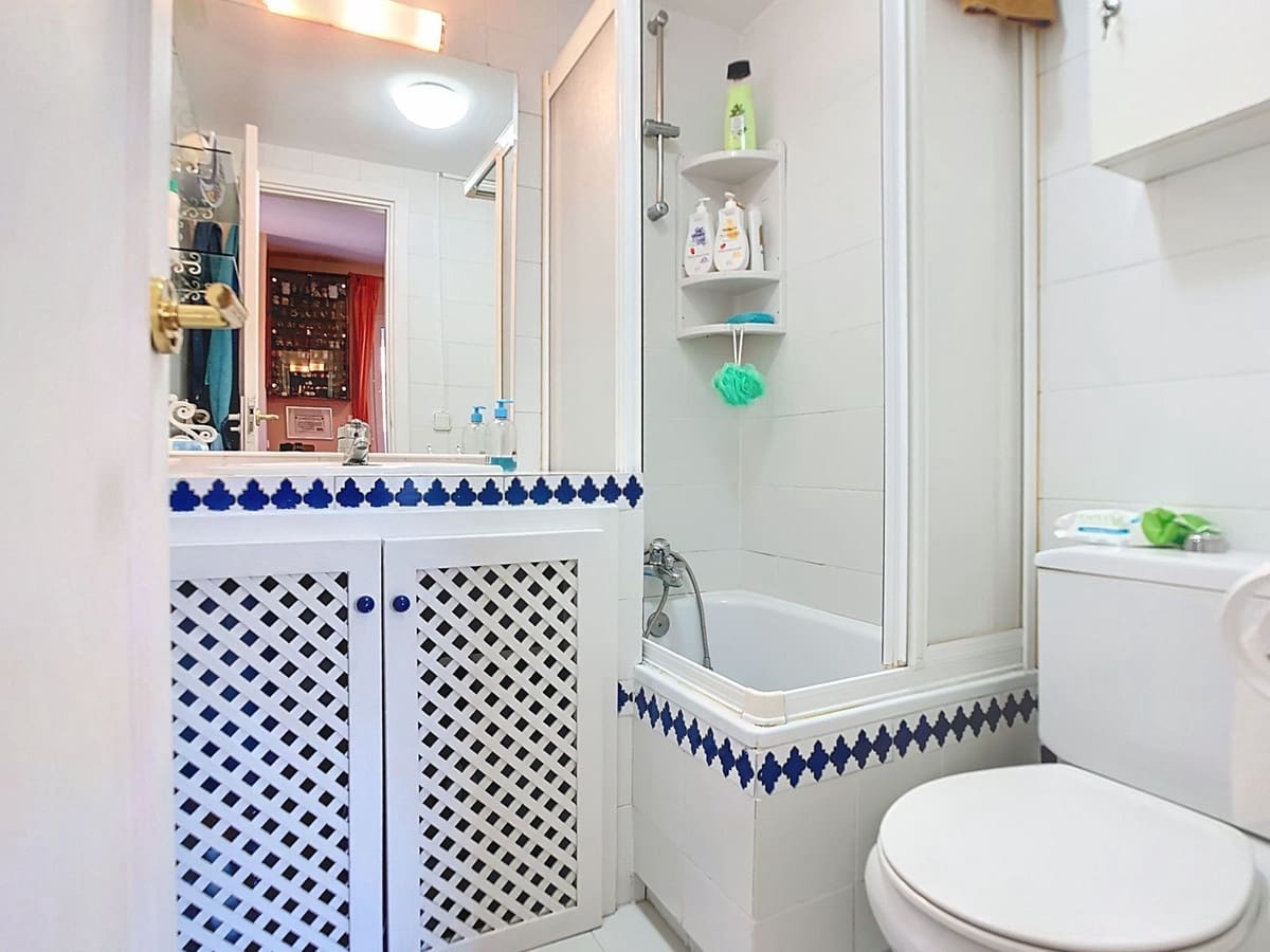 4 soveværelse Semi-Rækkehus til salg i Arroyo de la Miel med swimmingpool - € 510.000 (Ref: 9103574)