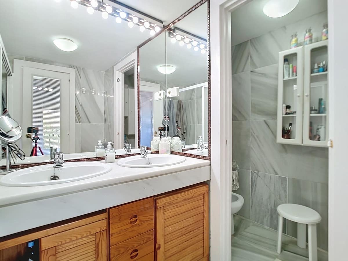 4 soveværelse Semi-Rækkehus til salg i Arroyo de la Miel med swimmingpool - € 510.000 (Ref: 9103574)