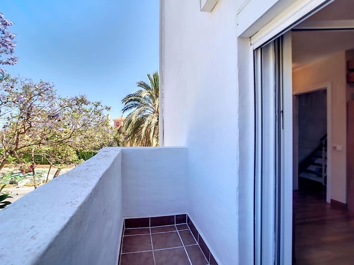 4 bedroom Semi-detached Villa for sale in Arroyo de la Miel with pool - € 510,000 (Ref: 9103574)