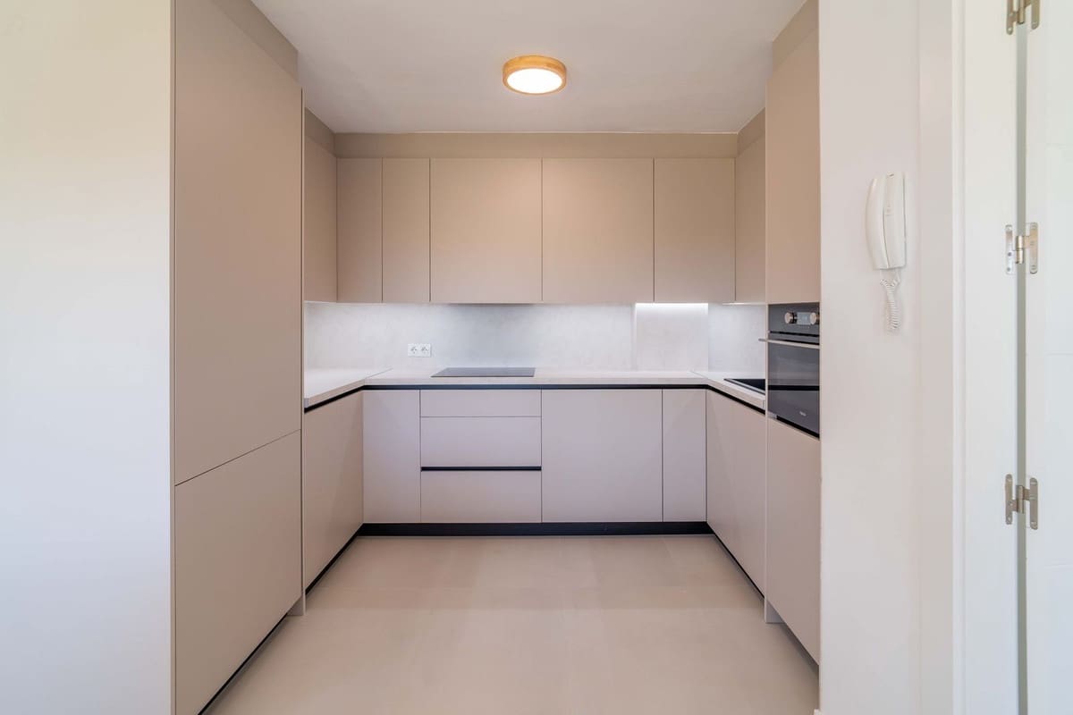 3 slaapkamer Appartement te koop in Riviera del Sol met zwembad garage - € 569.000 (Ref: 9129469)