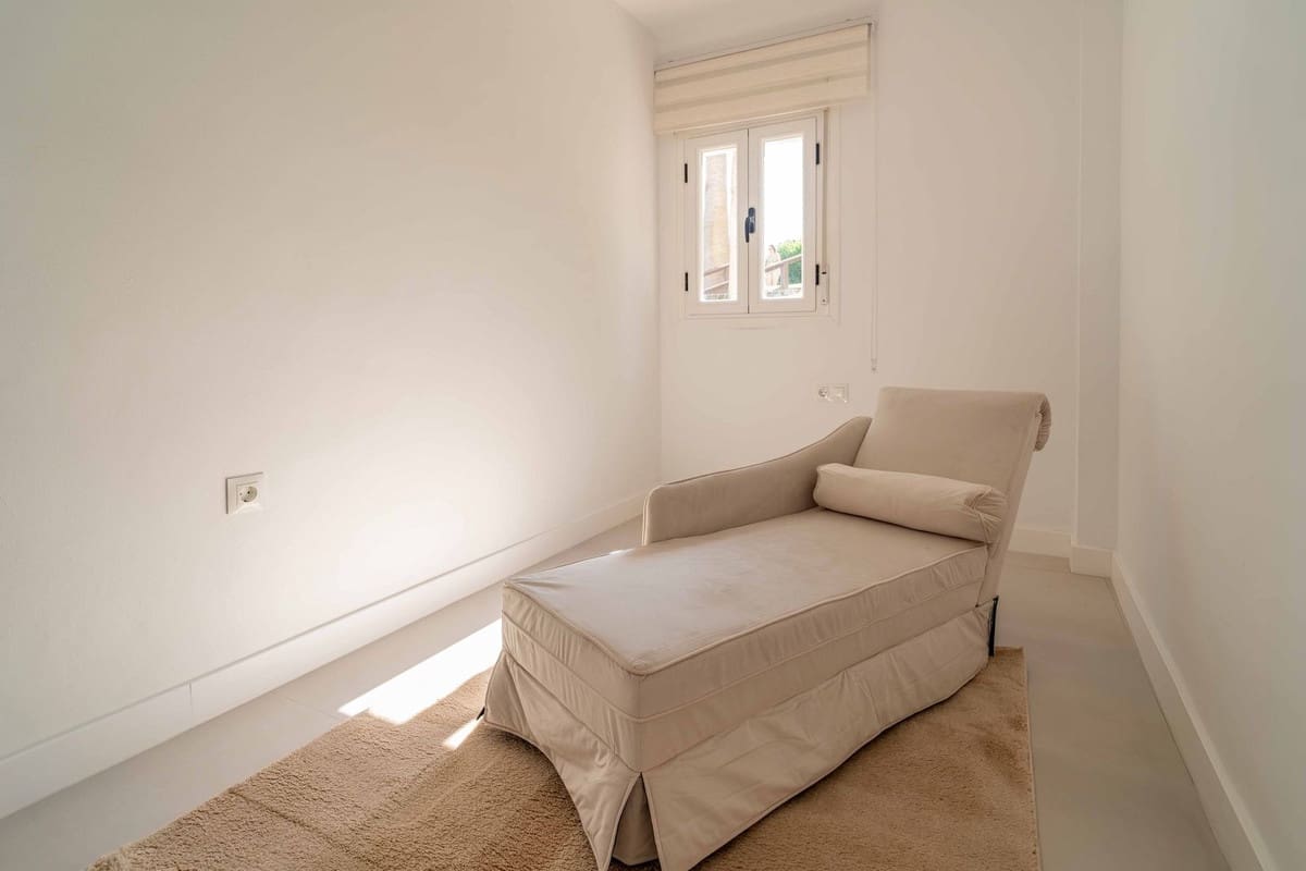 3 slaapkamer Appartement te koop in Riviera del Sol met zwembad garage - € 569.000 (Ref: 9129469)