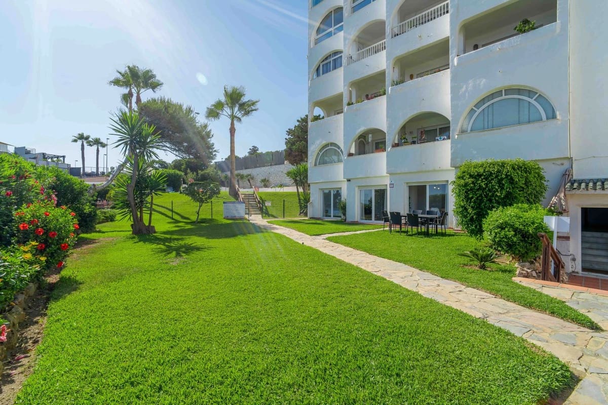 3 slaapkamer Appartement te koop in Riviera del Sol met zwembad garage - € 569.000 (Ref: 9129469)