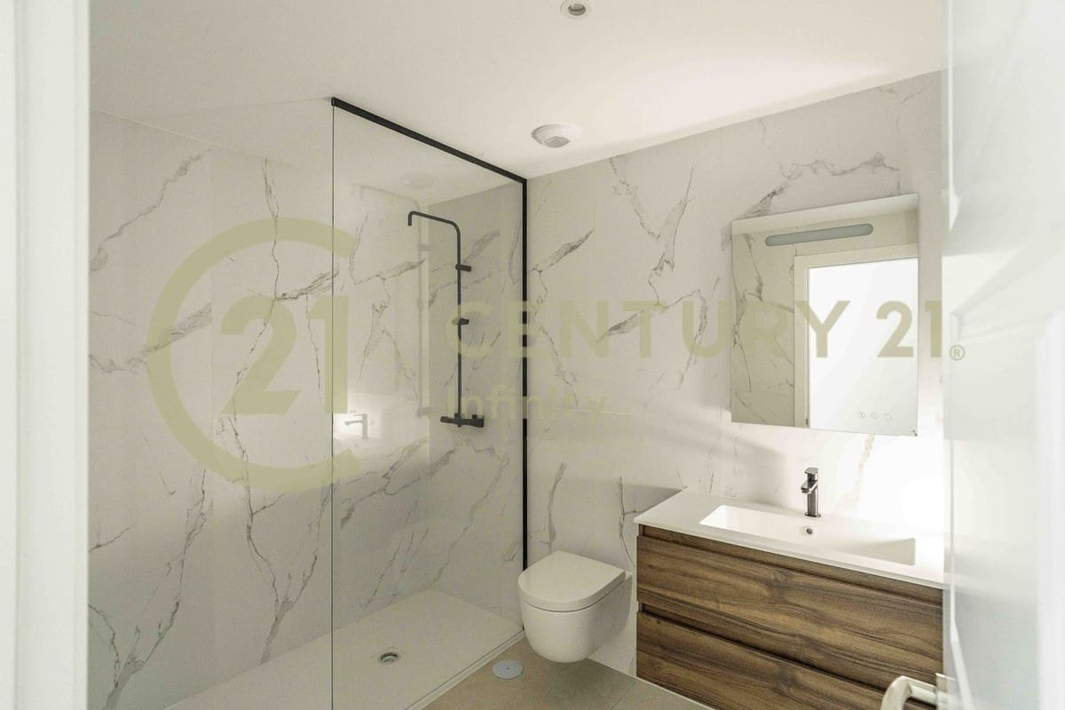 3 bedroom Apartment for sale in Torremolinos with pool garage - € 630,000 (Ref: 9184331)