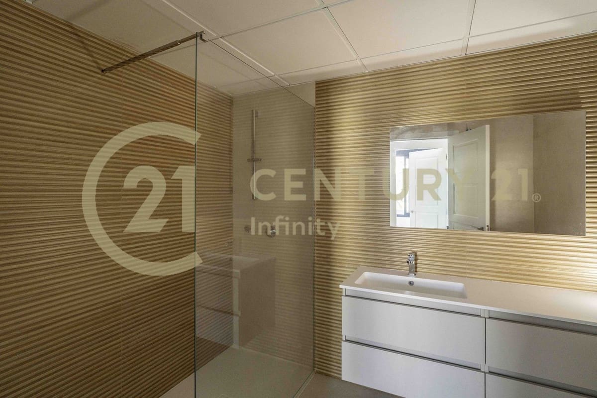 3 bedroom Apartment for sale in Torremolinos with pool garage - € 630,000 (Ref: 9184331)