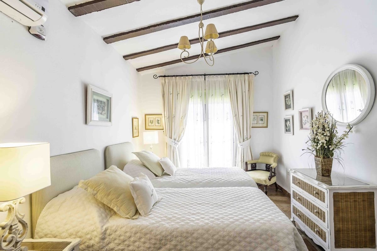 6 camera da letto Villa in vendita in Entrerrios con piscina garage - 1.195.000 € (Rif: 9200102)