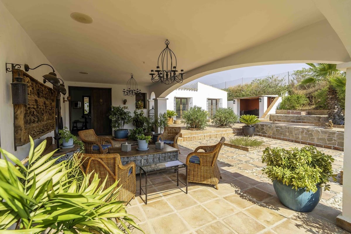 6 camera da letto Villa in vendita in Entrerrios con piscina garage - 1.195.000 € (Rif: 9200102)