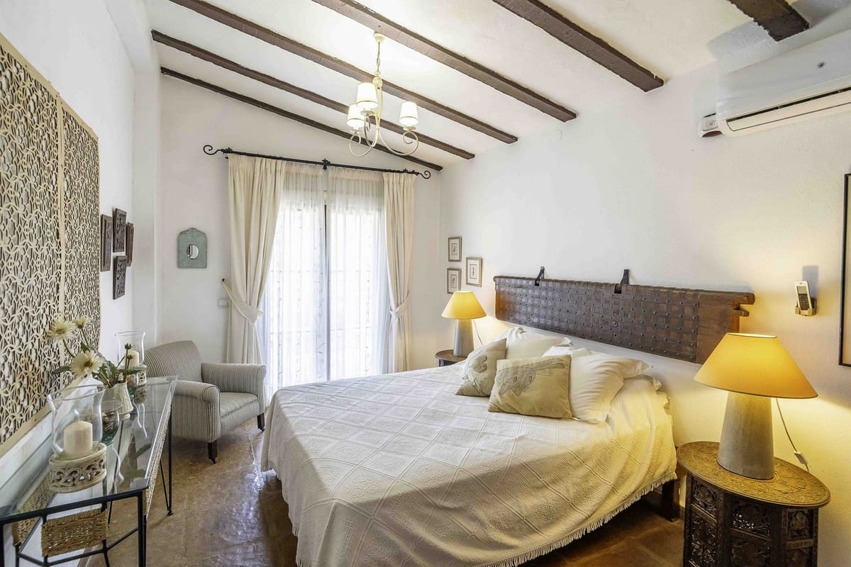 6 camera da letto Villa in vendita in Entrerrios con piscina garage - 1.195.000 € (Rif: 9200102)