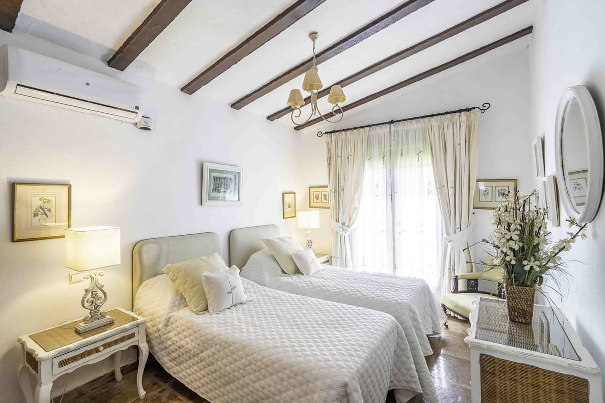 6 camera da letto Villa in vendita in Entrerrios con piscina garage - 1.195.000 € (Rif: 9200102)