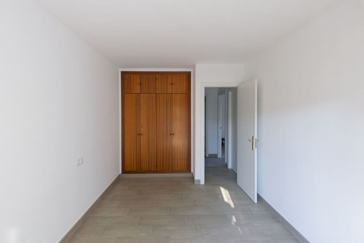 Apartamento de 3 habitaciones en Fuengirola en venta con garaje - 369.000 € (Ref: 9274144)