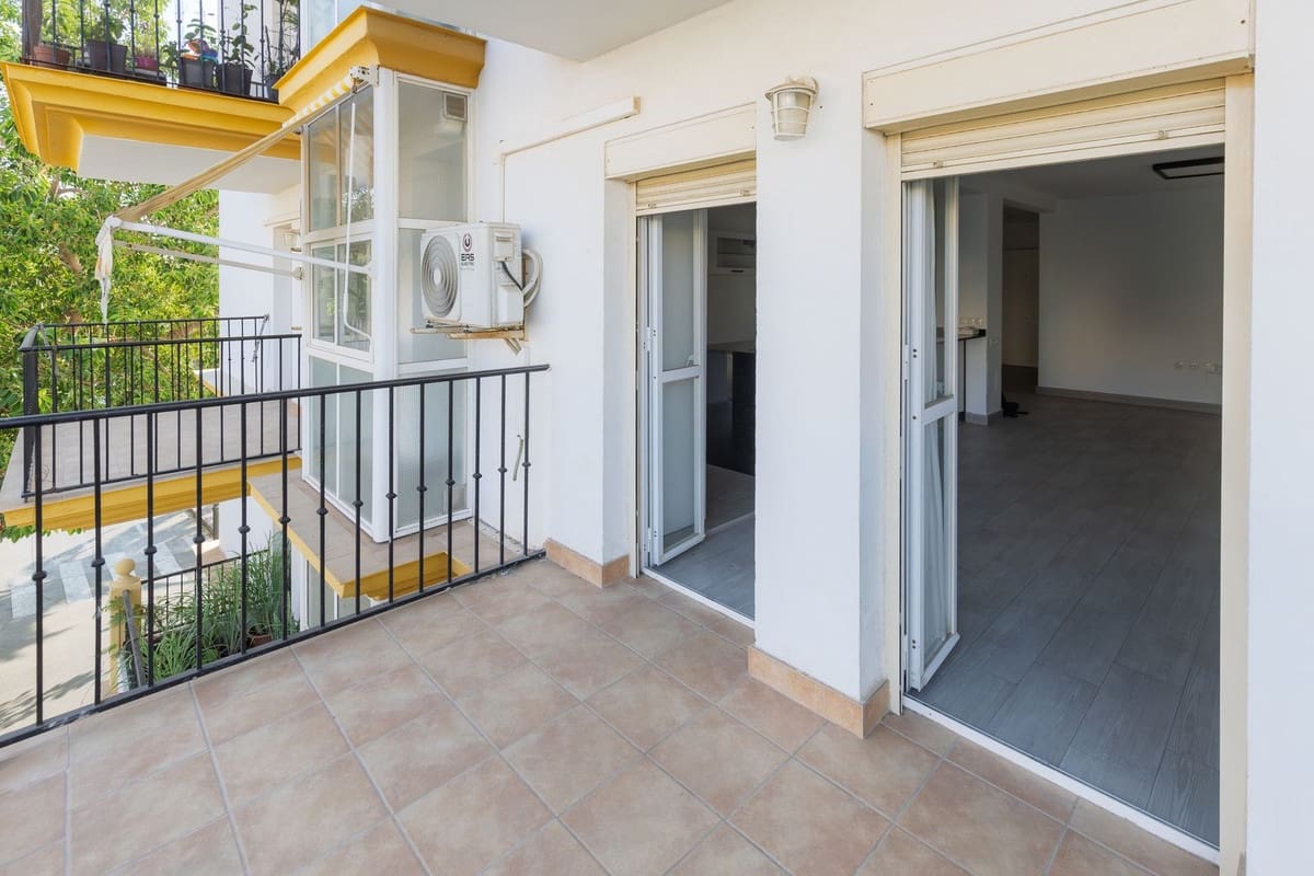 Apartamento de 3 habitaciones en Fuengirola en venta con garaje - 369.000 € (Ref: 9274144)