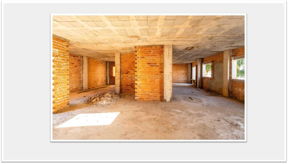 Local Comercial de 10 habitaciones en Alhaurín el Grande en venta - 1.580.000 € (Ref: 9279623)