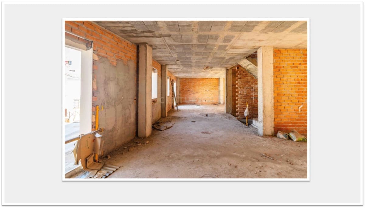 Local Comercial de 10 habitaciones en Alhaurín el Grande en venta - 1.580.000 € (Ref: 9279623)